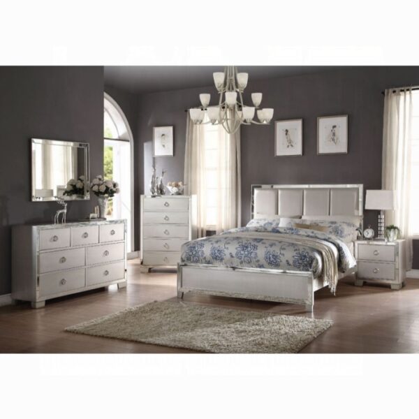 Voeville | Queen | 4pc Set